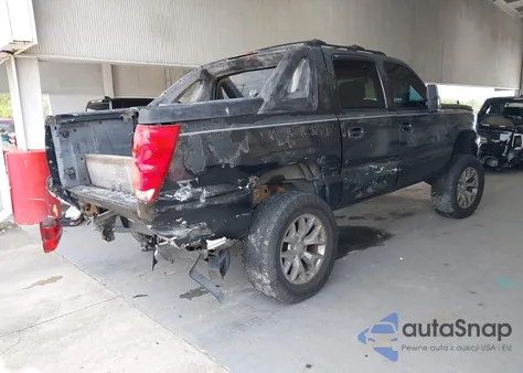 2003 Chevrolet Avalanche 1500 из США, поврежденный, VIN 3GNEC13T43G298570